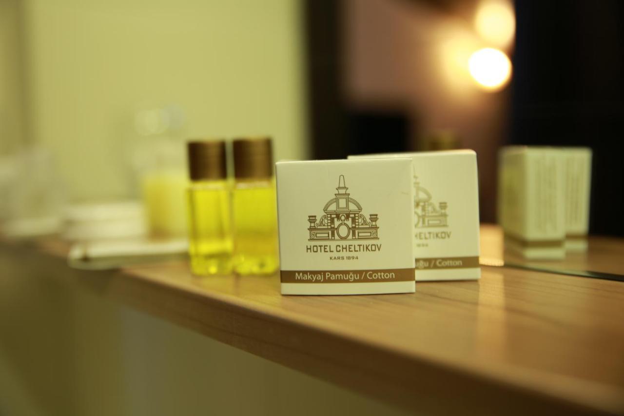 Cheltikov Hotel Kars Ngoại thất bức ảnh